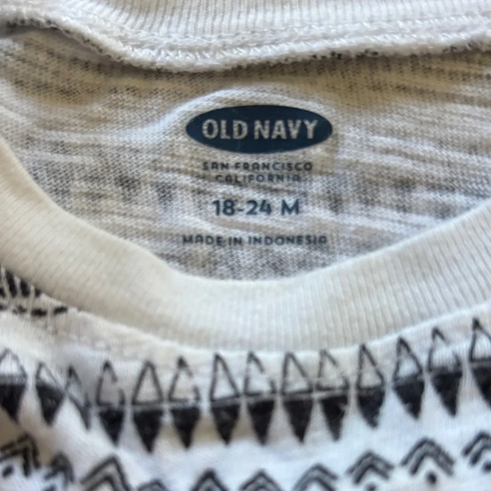 Old Navy White Tee with Black Tribal Pattern